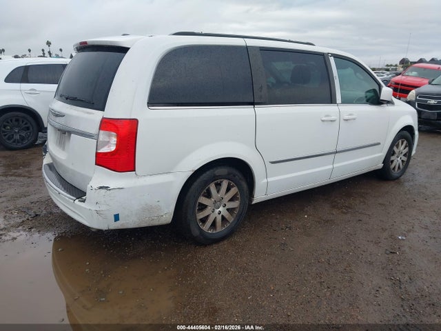2016 CHRYSLER TOWN & COUNTRY 2C4RC1BG1GR141660 Photo 3