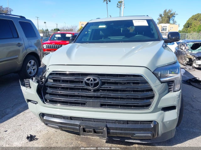 Toyota Sequoia Limited 2025 7SVAAABA9SX048433 Image 12