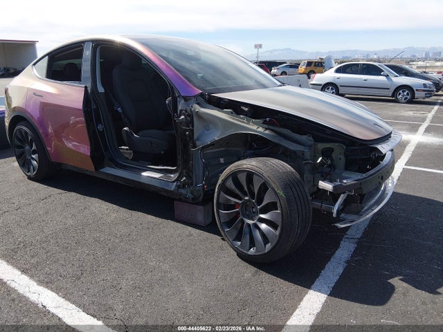 2025 TESLA MODEL Y 7SAYGDEF8SF216270 Photo 0
