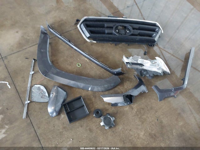 3TYRZ5CN5LT000051 Toyota Tacoma Sr5 V6