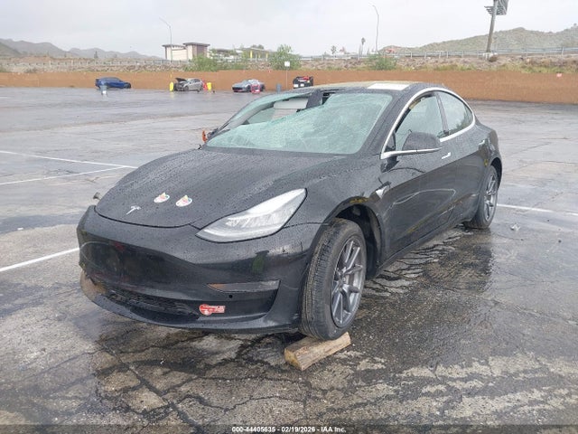 2018 TESLA MODEL 3 5YJ3E1EA4JF010135 Photo 1