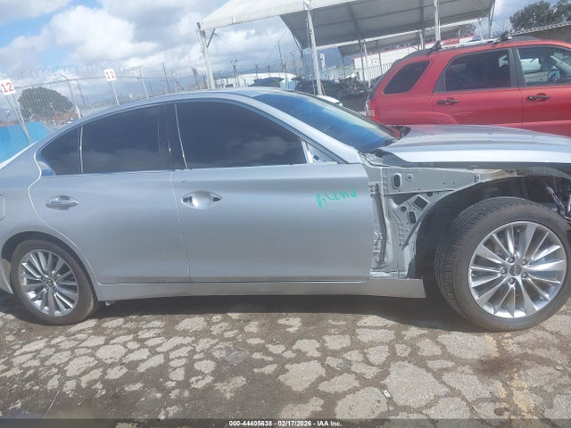 JN1EV7AR1JM435877 Infiniti Q50 3.0t Luxe