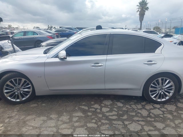 JN1EV7AR1JM435877 Infiniti Q50 3.0t Luxe