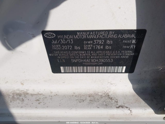 2013 Hyundai Elantra Limited მანქანა იყიდება აუქციონზე, vin: 5NPDH4AE9DH390553, აუქციონის ნომერი: 44405642
