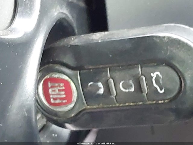 2017 FIAT 500E 3C3CFFGE3HT600532 Photo 10