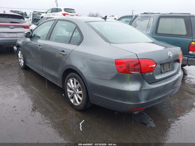 2012 Volkswagen Jetta 2.5l Se მანქანა იყიდება აუქციონზე, vin: 3VWDP7AJ5CM422289, აუქციონის ნომერი: 44405687