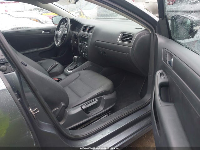 2012 Volkswagen Jetta 2.5l Se მანქანა იყიდება აუქციონზე, vin: 3VWDP7AJ5CM422289, აუქციონის ნომერი: 44405687