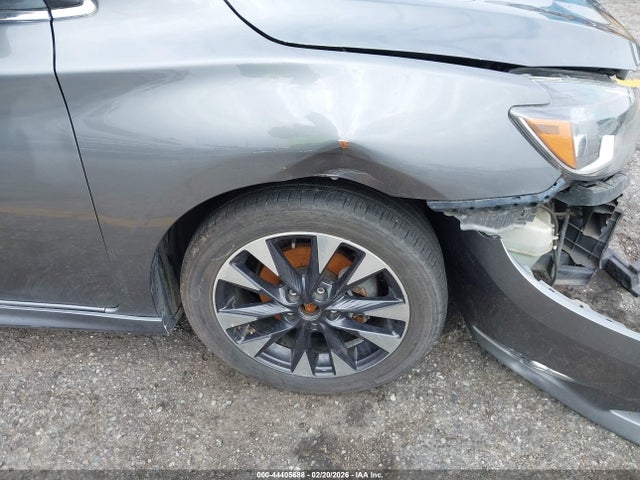 44405688 :رقم المزاد ، 3N1AB7AP4HY257010 vin ، 2017 Nissan Sentra Sr مزاد بيع