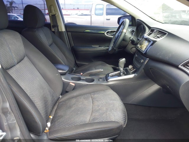 44405688 :رقم المزاد ، 3N1AB7AP4HY257010 vin ، 2017 Nissan Sentra Sr مزاد بيع