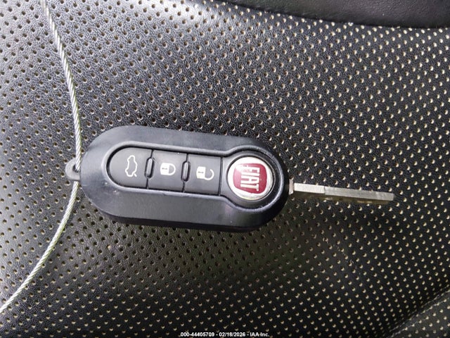 2014 FIAT 500L ZFBCFACH6EZ007446 Photo 10