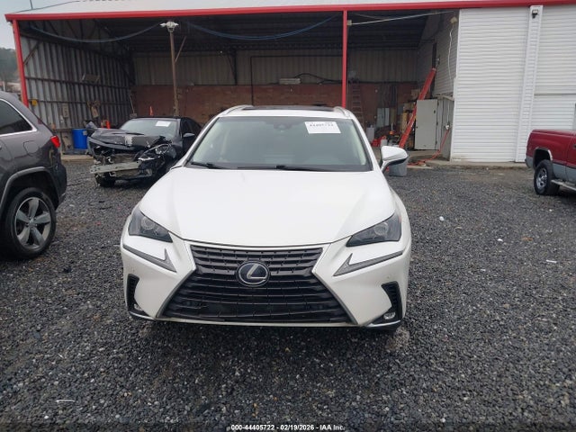 JTJBJRBZ4K2101083 Lexus NX 300H