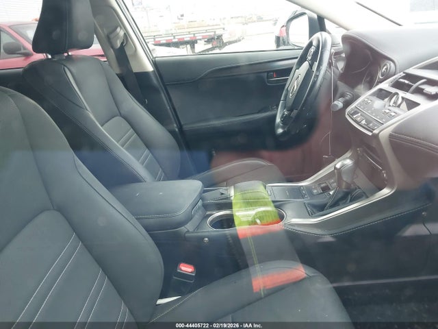 JTJBJRBZ4K2101083 Lexus NX 300H