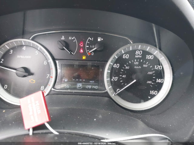 3N1AB7AP3EY338687 Nissan SENTRA SV
