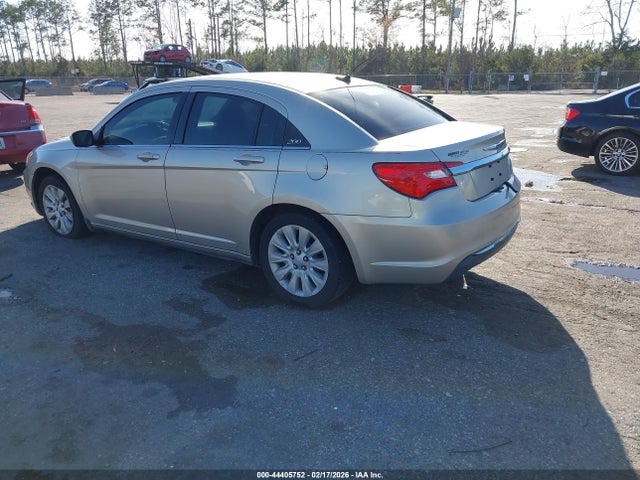 44405752 :رقم المزاد ، 1C3CCBAB8EN146712 vin ، 2014 Chrysler 200 Lx مزاد بيع