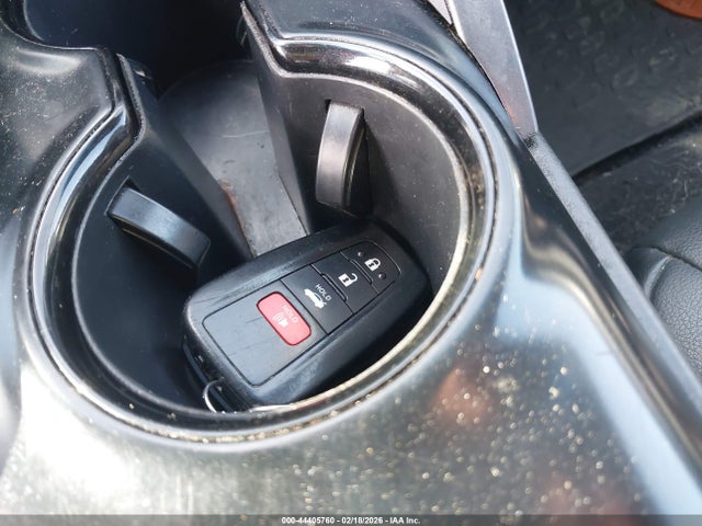 4T1B11HK5KU792476 Toyota CAMRY SE