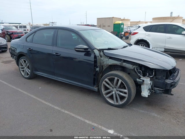1VWAA7A30JC003304 Volkswagen Passat 2.0t R-line/2.0t S