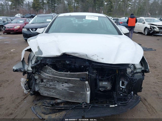 Hyundai SONATA SE 2019 5NPE24AF4KH813504 Image 13