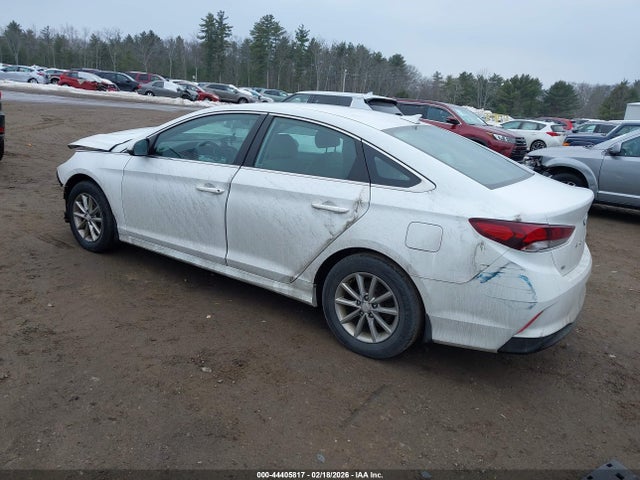 Hyundai SONATA SE 2019 5NPE24AF4KH813504 Image 3