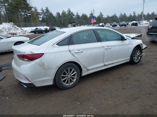 Hyundai SONATA SE 2019 5NPE24AF4KH813504 Image 4