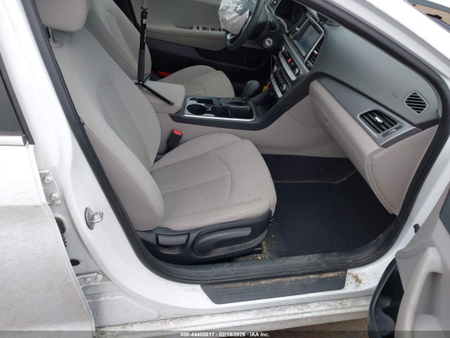 Hyundai SONATA SE 2019 5NPE24AF4KH813504 Image 5