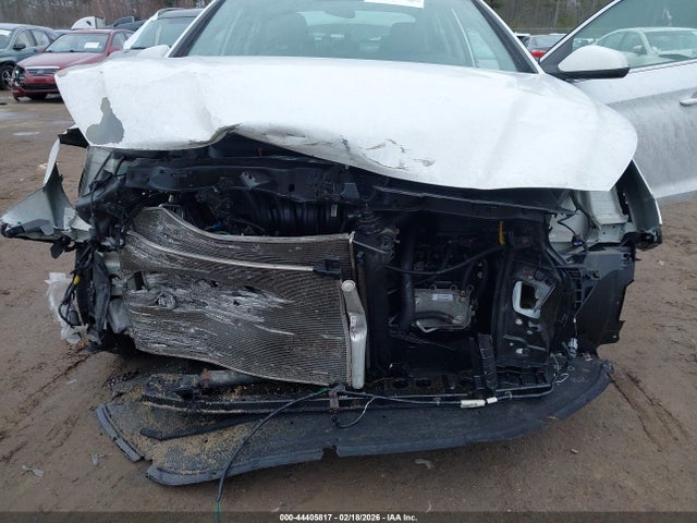Hyundai SONATA SE 2019 5NPE24AF4KH813504 Image 6