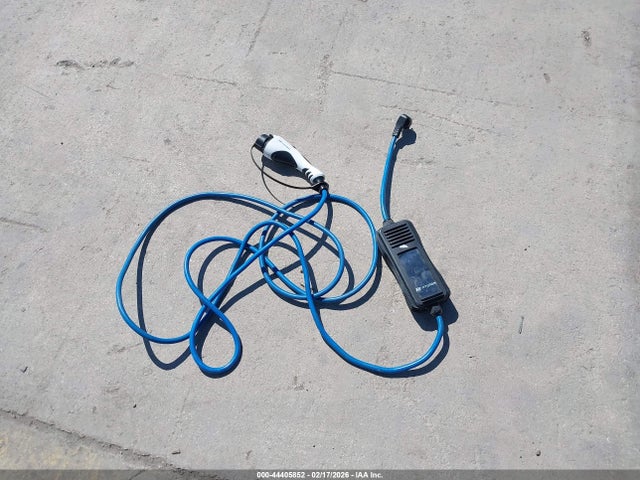 KMHC75LH3JU028923 Hyundai IONIQ ELECTRIC