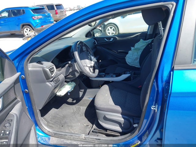 KMHC75LH3JU028923 Hyundai IONIQ ELECTRIC