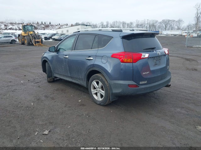2014 TOYOTA RAV4 2T3RFREV1EW165492 Photo 2