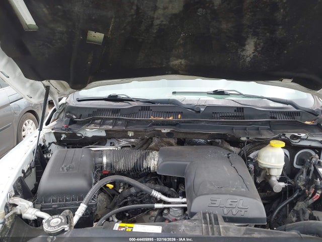 2017 RAM 1500 3C6JR6DG8HG548394 Photo 9