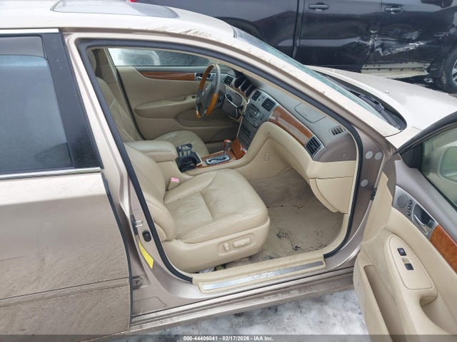 2005 LEXUS ES 330 JTHBA30G355104396 Photo 4