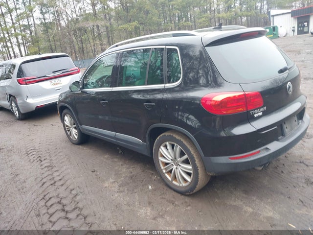 2013 VOLKSWAGEN TIGUAN WVGAV3AX5DW569492 Photo 2