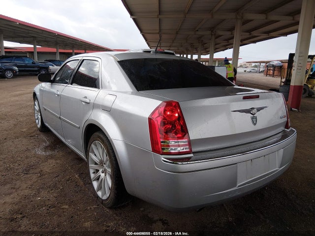 2008 Chrysler 300c Hemi მანქანა იყიდება აუქციონზე, vin: 2C3LA63H48H312610, აუქციონის ნომერი: 44406055