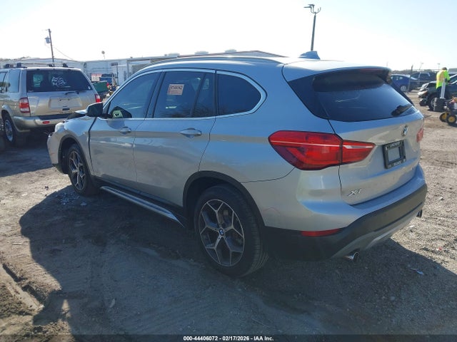 2019 BMW X1 WBXHU7C56K3H46306 Photo 2
