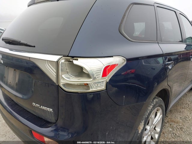 2014 MITSUBISHI OUTLANDER JA4AD3A35EZ017621 Photo 5