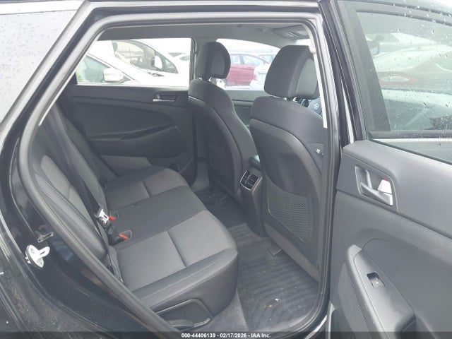 KM8J33A23HU376494 Hyundai Tucson Sport