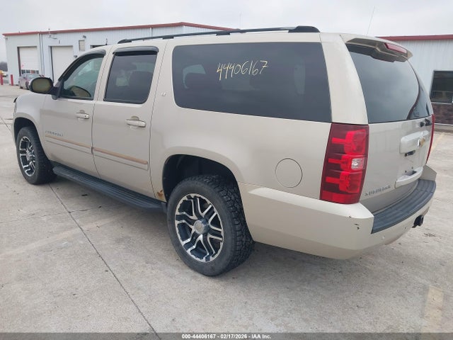 2007 CHEVROLET SUBURBAN 1GNFK16317J250452 Photo 2