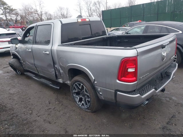 2025 Ram 1500 Laramie  4x4 5'7 Box მანქანა იყიდება აუქციონზე, vin: 1C6SRFJP5SN520737, აუქციონის ნომერი: 44406190