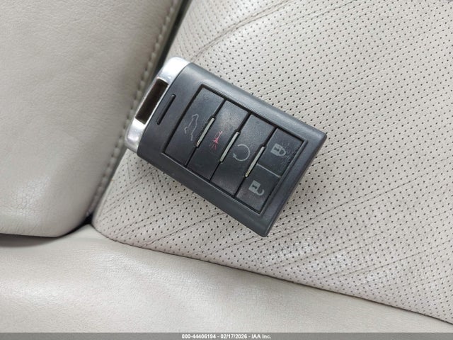 44406194 :رقم المزاد ، 3GYFNCEY3AS500444 vin ، 2010 Cadillac Srx Premium Collection مزاد بيع