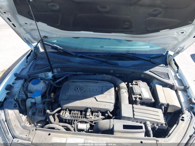 1VWGT7A33HC048249 Volkswagen Passat 1.8t Se