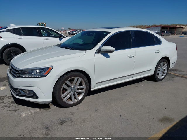 1VWGT7A33HC048249 Volkswagen Passat 1.8t Se