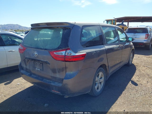 5TDZK3DC6GS755734 Toyota Sienna L 7 Passenger