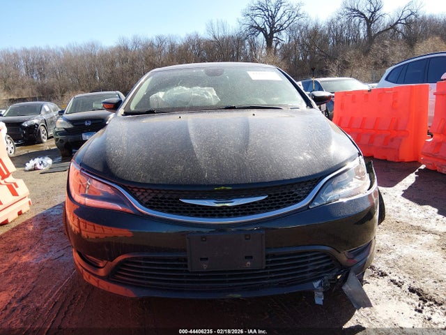 44406235 :رقم المزاد ، 1C3CCCFB6HN500908 vin ، 2017 Chrysler 200 Touring مزاد بيع