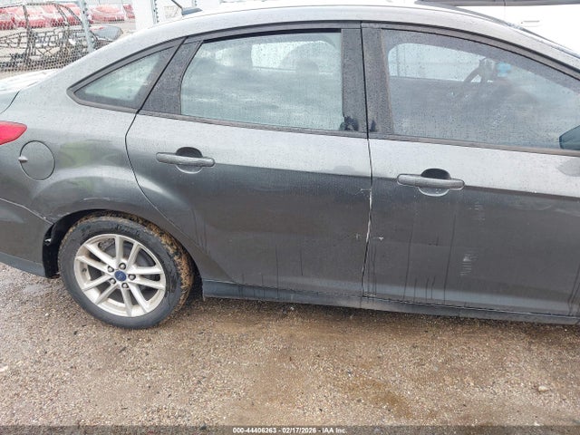Ford FOCUS SE 2015 1FADP3F27FL338323 Image 12
