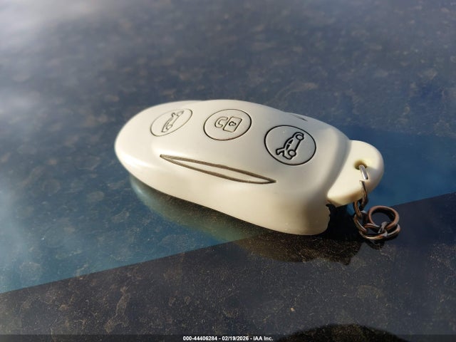 44406284 :رقم المزاد ، 5YJSA1DN3DFP26606 vin ، 2013 Tesla Model S مزاد بيع