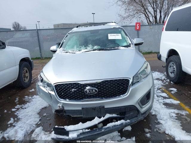 5XYPGDA34HG289447 KIA Sorento 2.4l Lx