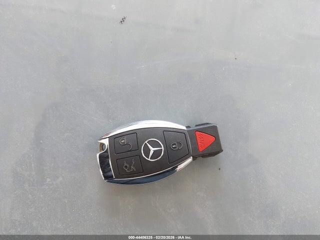 44406325 :رقم المزاد ، WDBRF81J73F378330 vin ، 2003 Mercedes-benz C 240 مزاد بيع