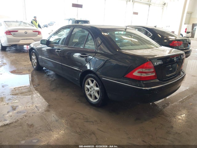 44406325 :رقم المزاد ، WDBRF81J73F378330 vin ، 2003 Mercedes-benz C 240 مزاد بيع