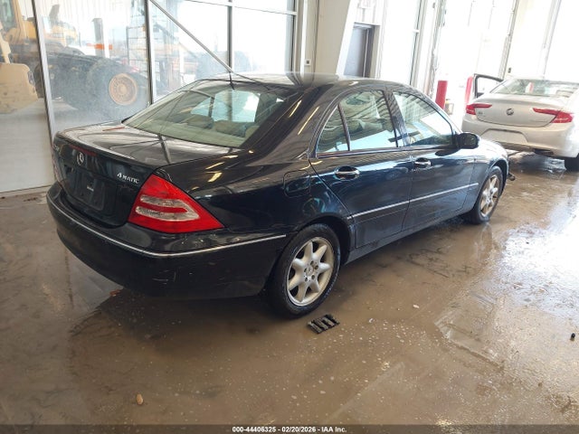 44406325 :رقم المزاد ، WDBRF81J73F378330 vin ، 2003 Mercedes-benz C 240 مزاد بيع