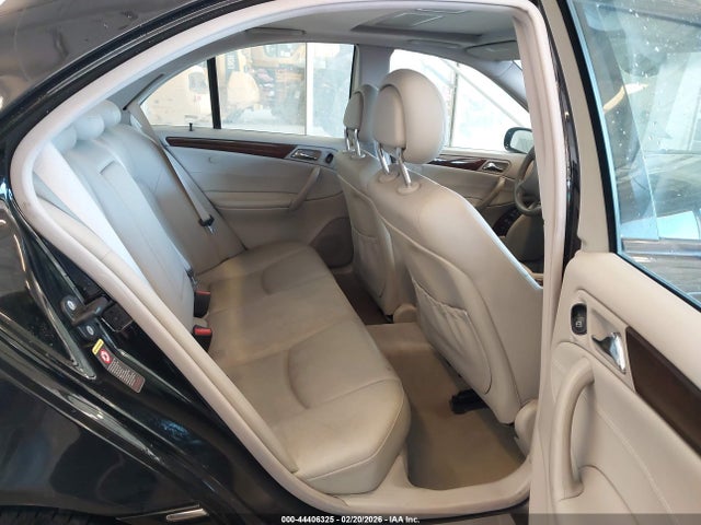 44406325 :رقم المزاد ، WDBRF81J73F378330 vin ، 2003 Mercedes-benz C 240 مزاد بيع