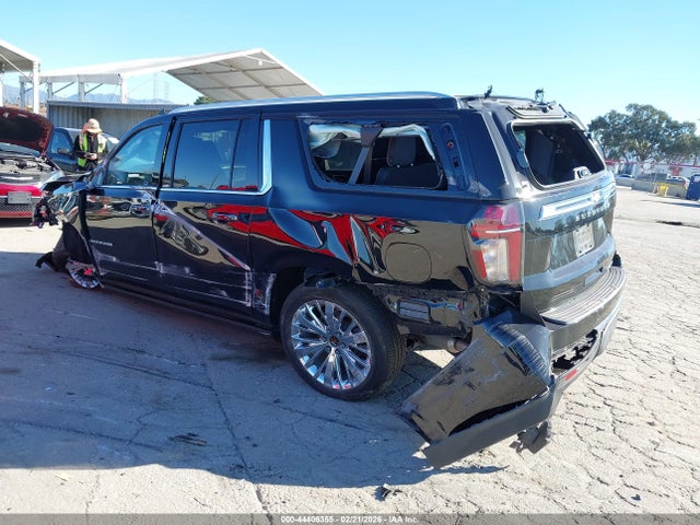 1GNSKFKDXNR167563 Chevrolet Suburban 4wd Premier